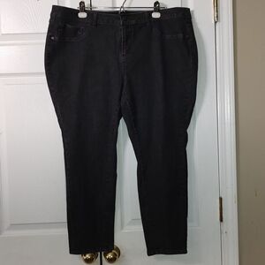 G.I.L.I.  black cropped jeans  Sz 22 WP  EUC